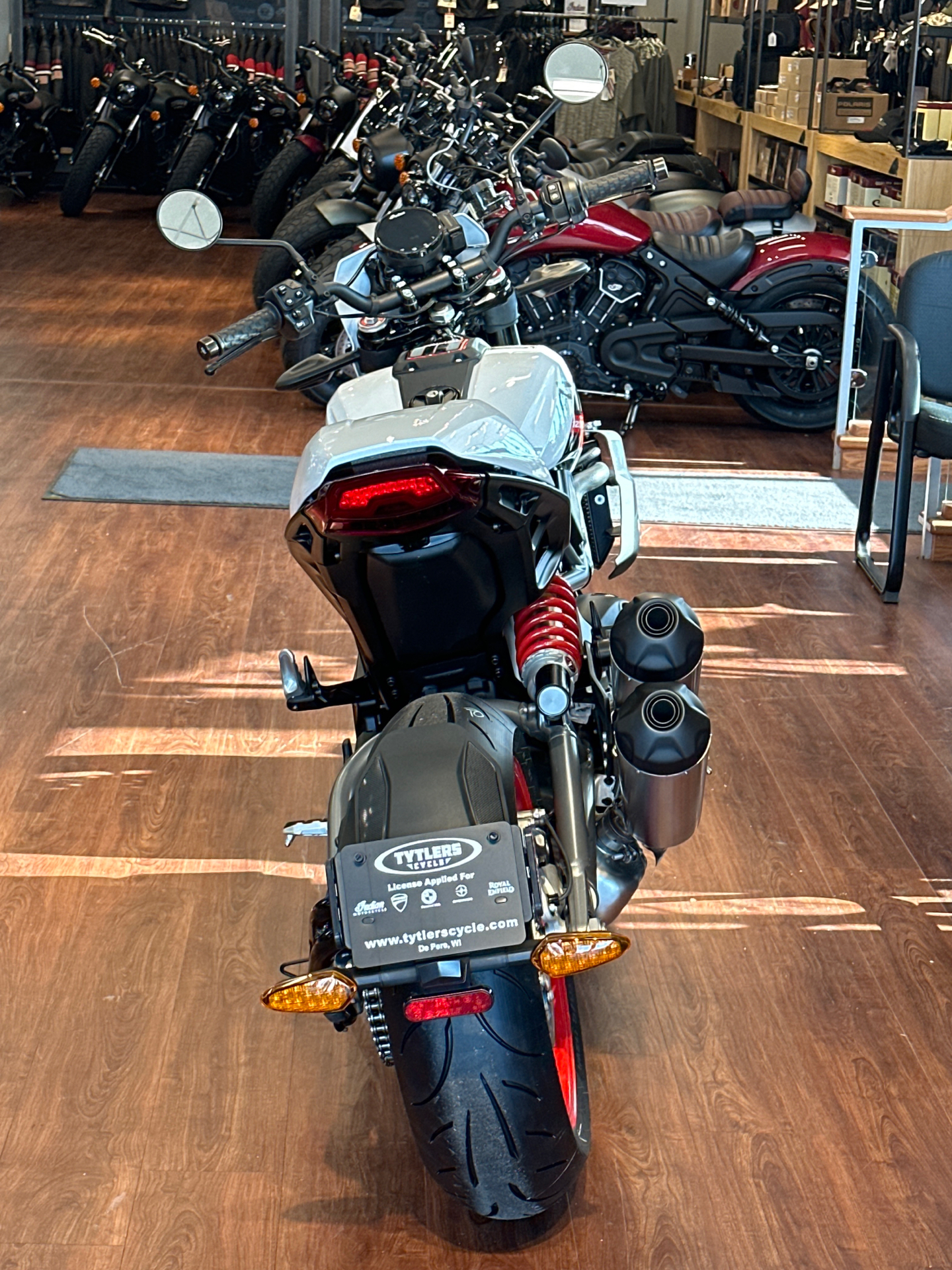 2023 Indian Motorcycle FTR Sport in De Pere, Wisconsin - Photo 4