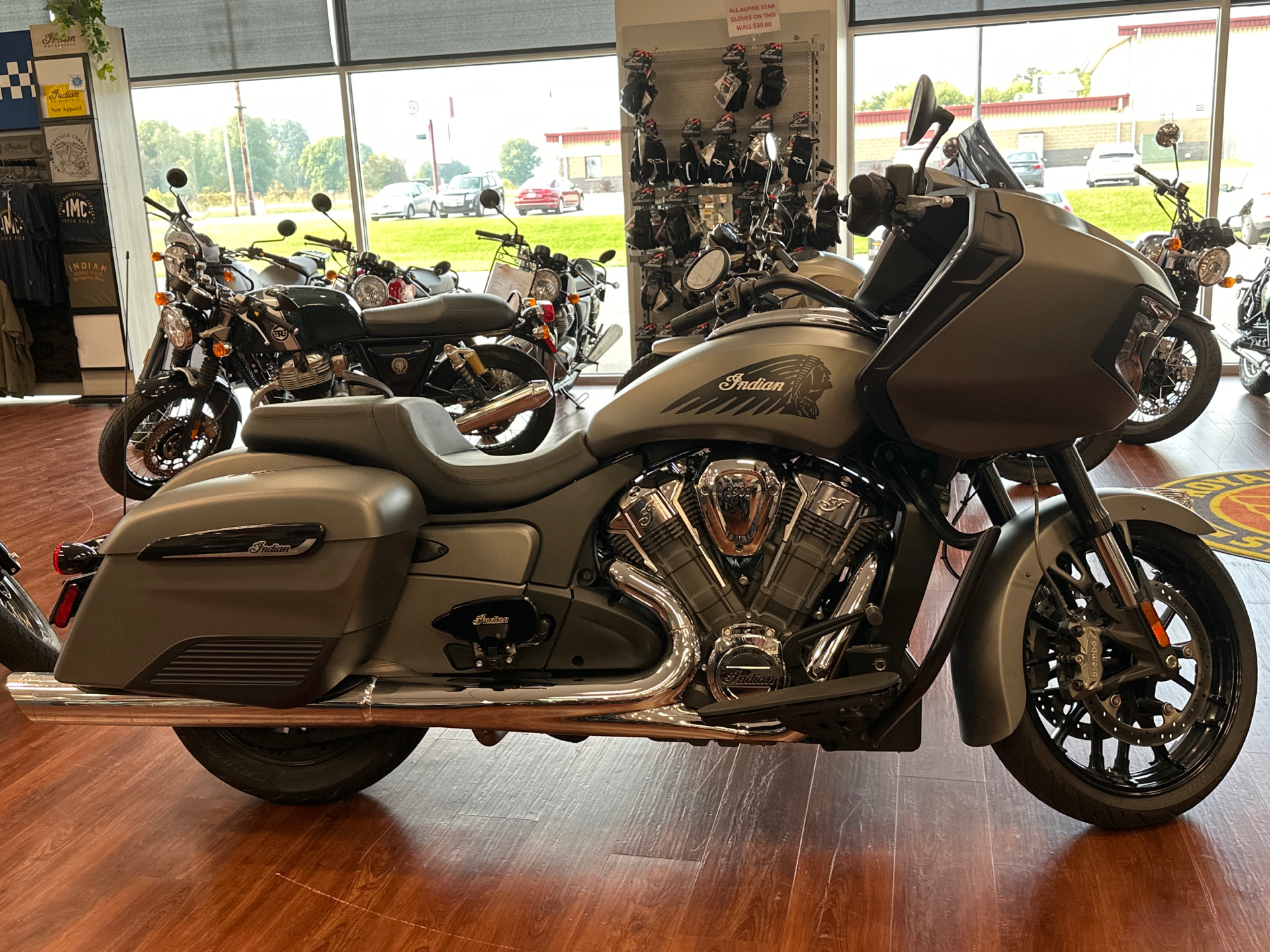 2021 Indian Motorcycle Challenger® in De Pere, Wisconsin - Photo 1