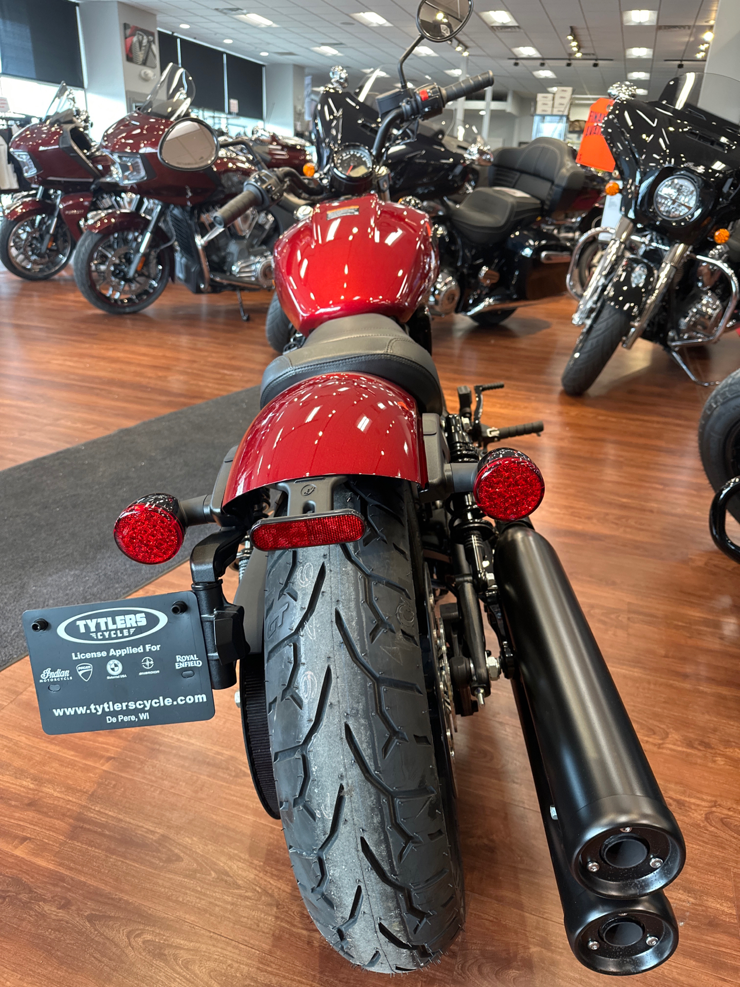 2023 Indian Motorcycle Scout® Bobber Sixty ABS in De Pere, Wisconsin - Photo 4