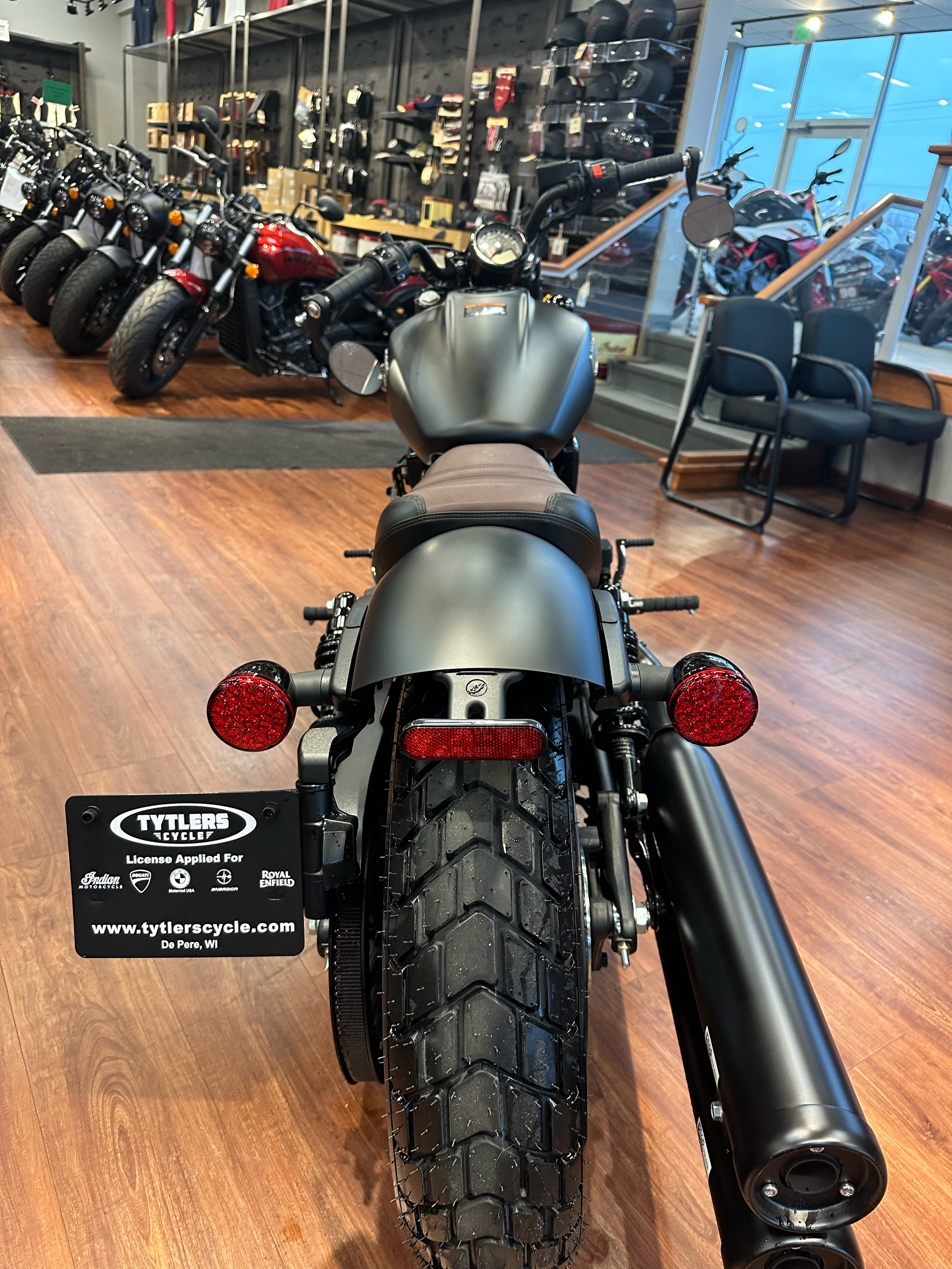 2023 Indian Motorcycle Scout® Bobber ABS in De Pere, Wisconsin - Photo 4