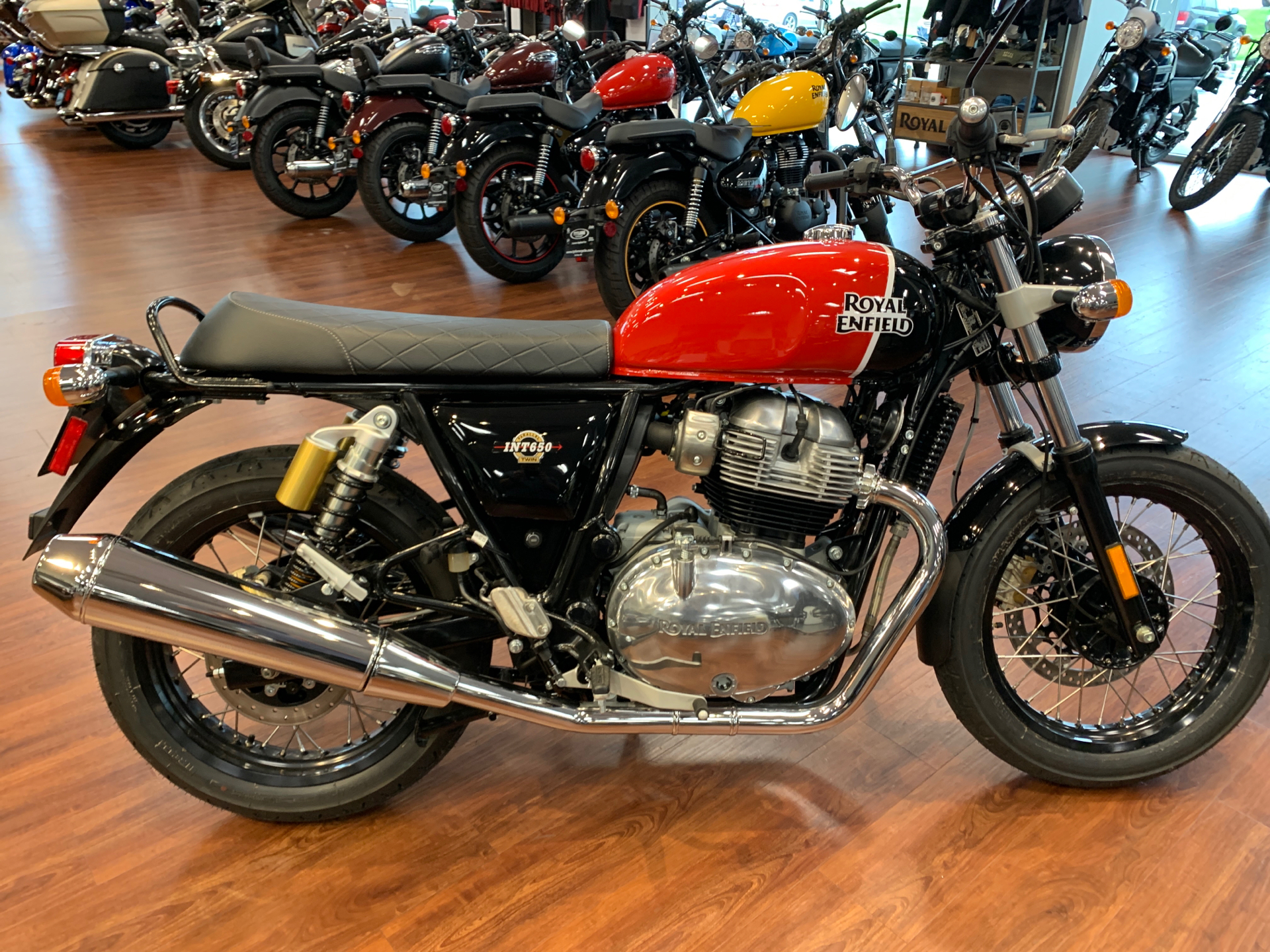 2021 Royal Enfield INT650 in De Pere, Wisconsin - Photo 1