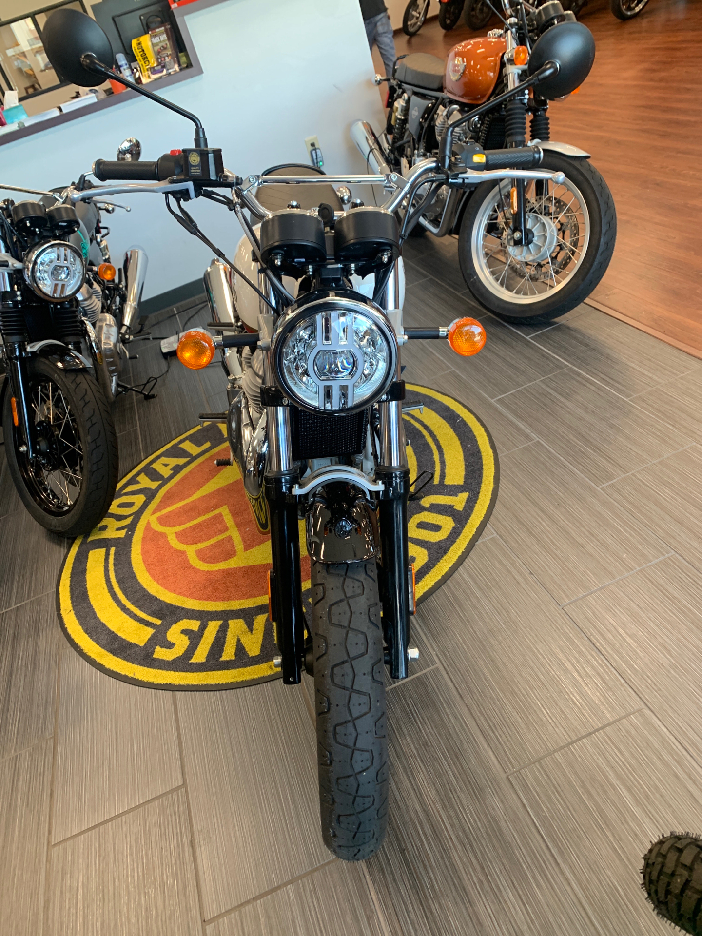 2022 Royal Enfield INT650 in De Pere, Wisconsin - Photo 3