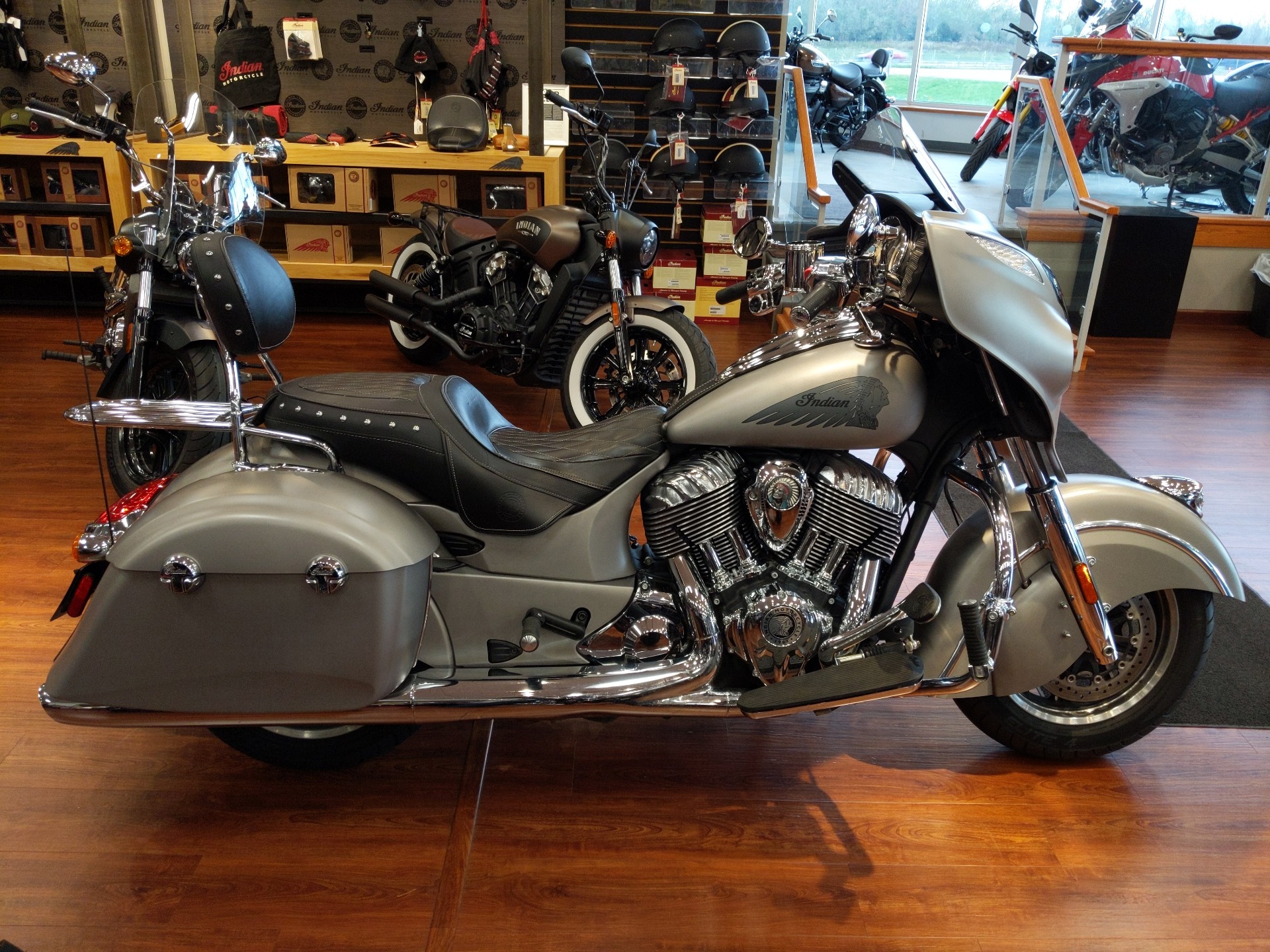 2016 Indian Chieftain® in De Pere, Wisconsin - Photo 1