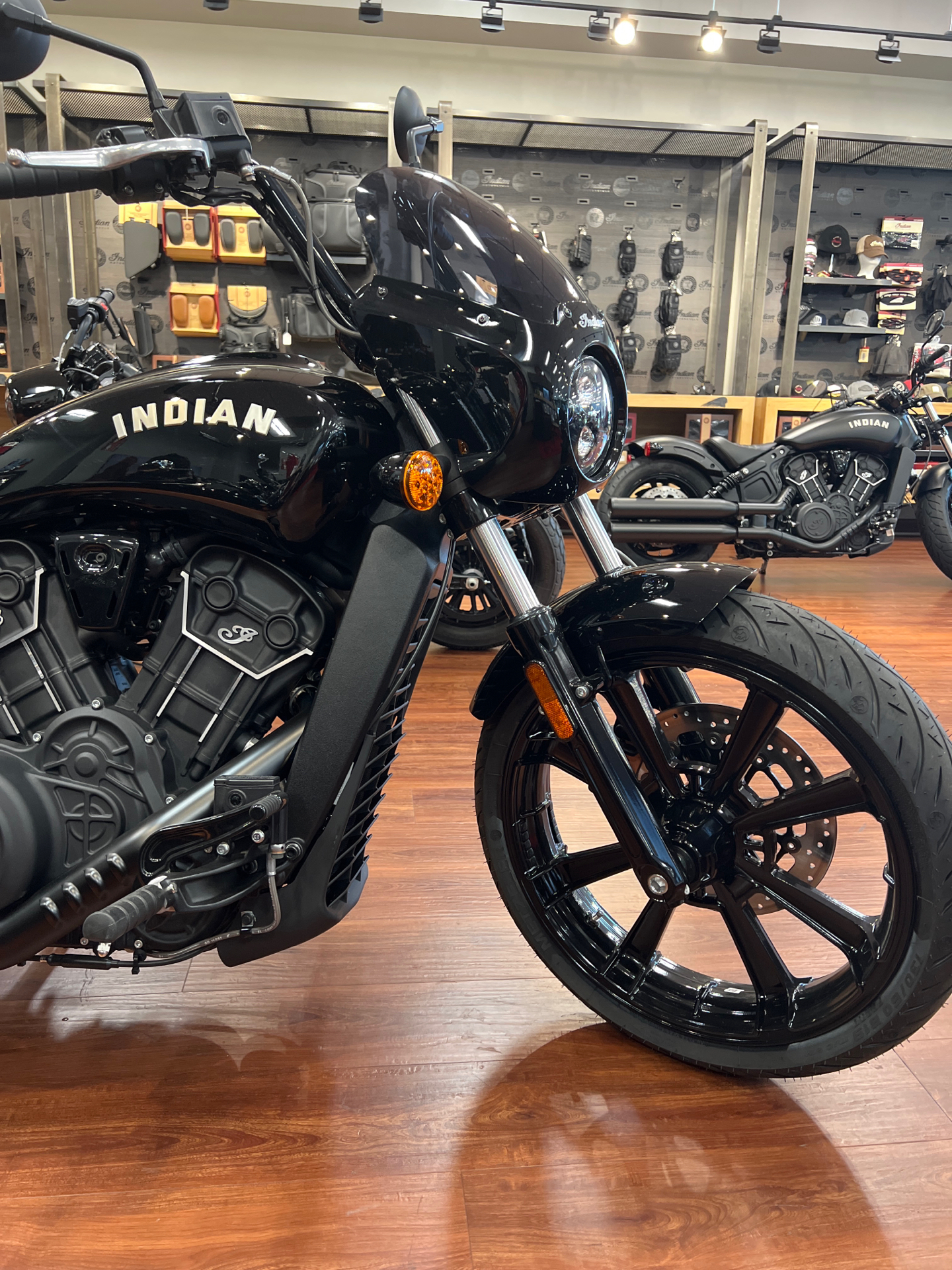 2023 Indian Motorcycle Scout® Rogue Sixty in De Pere, Wisconsin - Photo 2