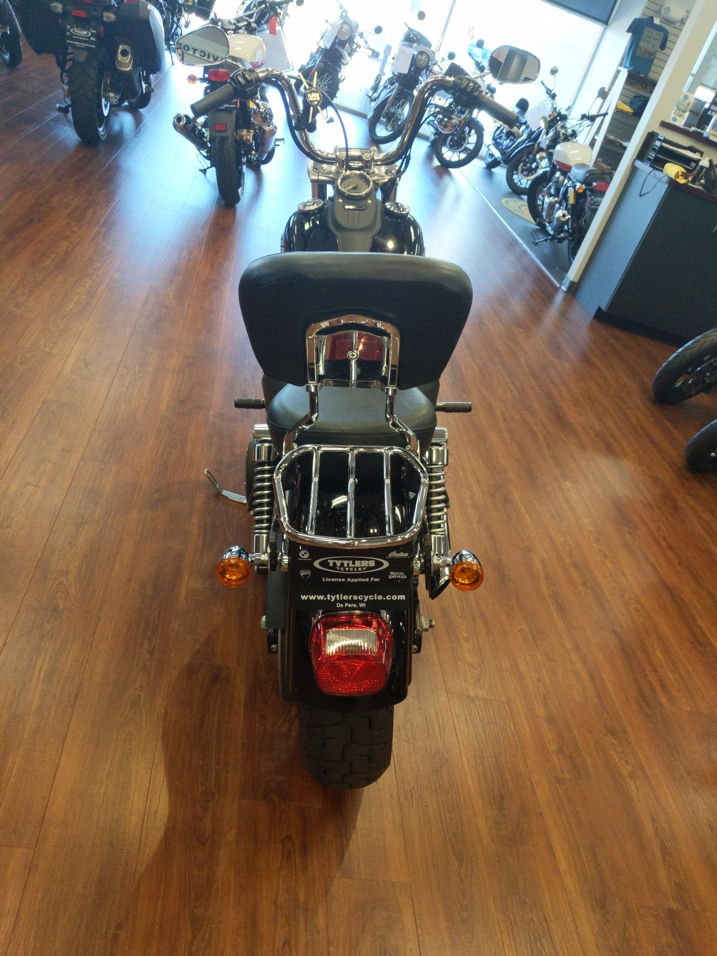2006 Harley-Davidson Dyna™ Street Bob™ in De Pere, Wisconsin - Photo 4