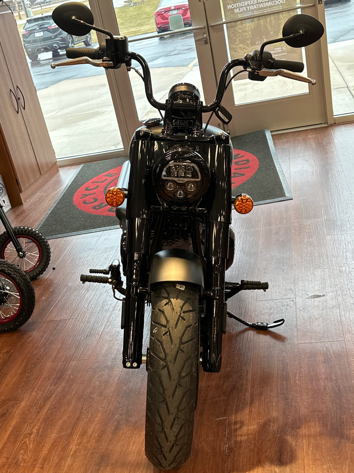 2023 Indian Motorcycle Chief Bobber Dark Horse® in De Pere, Wisconsin - Photo 3