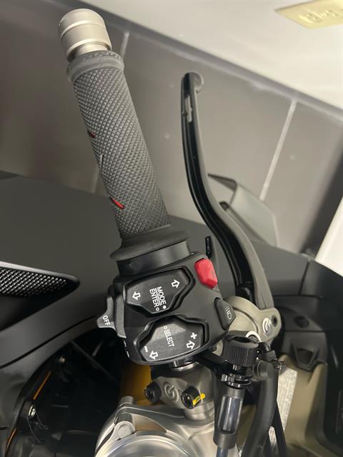 2021 Ducati Panigale V4 SP in De Pere, Wisconsin - Photo 12