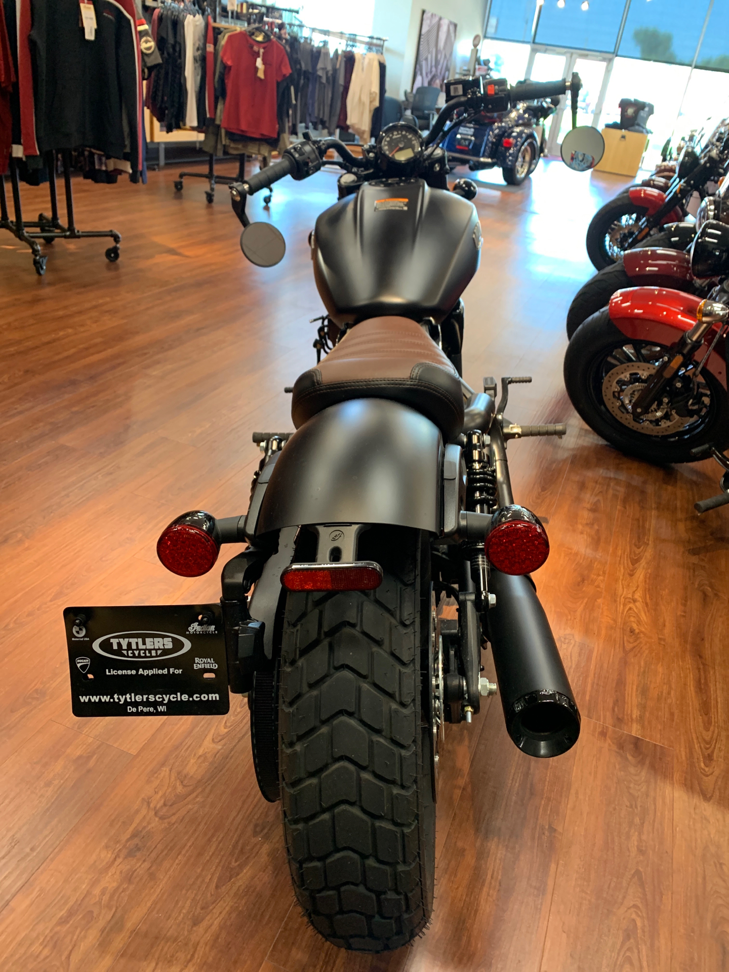 2021 Indian Scout® Bobber ABS in De Pere, Wisconsin - Photo 4