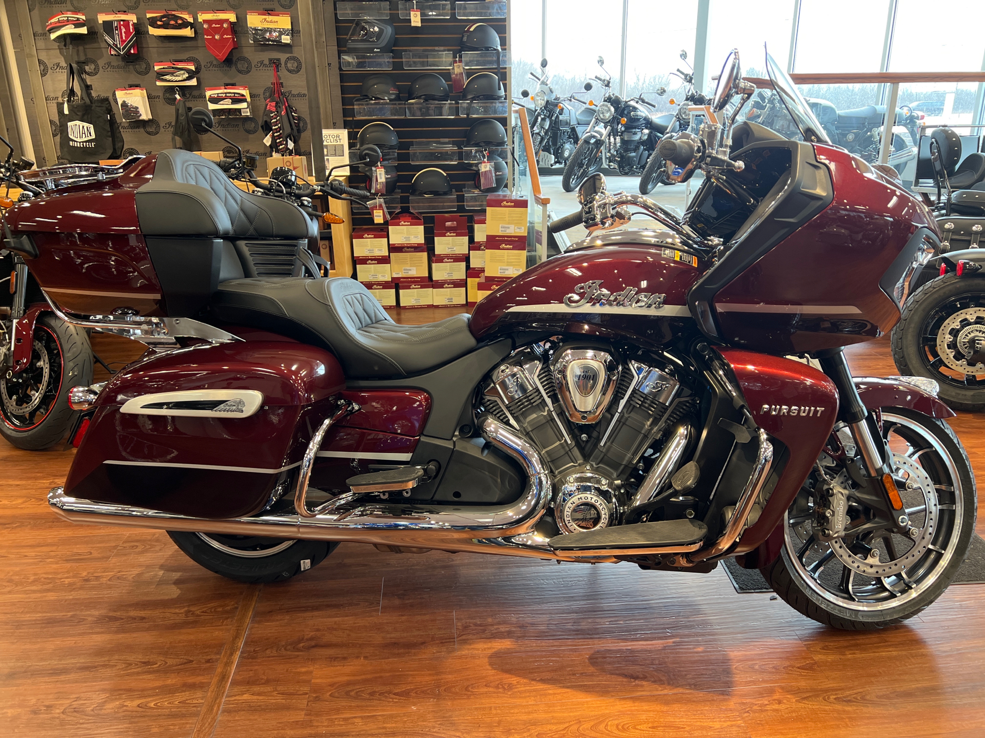 2022 Indian Motorcycle Pursuit® Limited in De Pere, Wisconsin - Photo 1