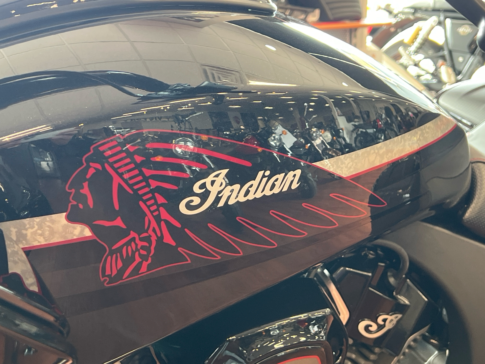 2024 Indian Motorcycle Challenger® Elite in De Pere, Wisconsin - Photo 11