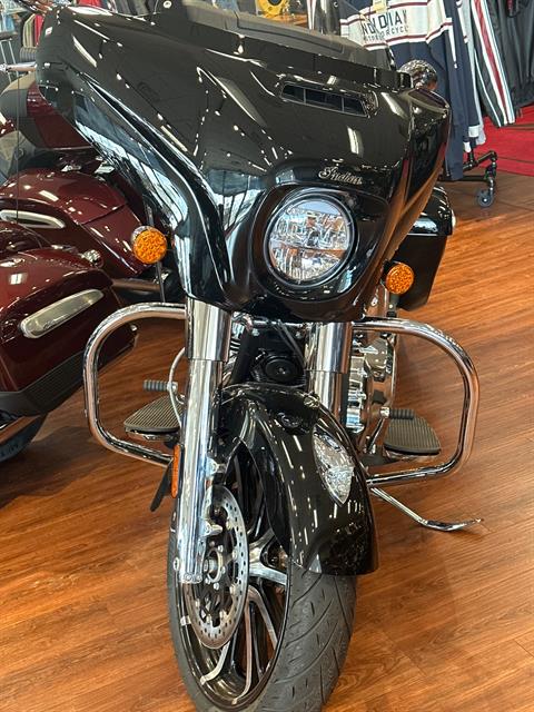 2023 Indian Motorcycle Chieftain® Limited in De Pere, Wisconsin - Photo 3