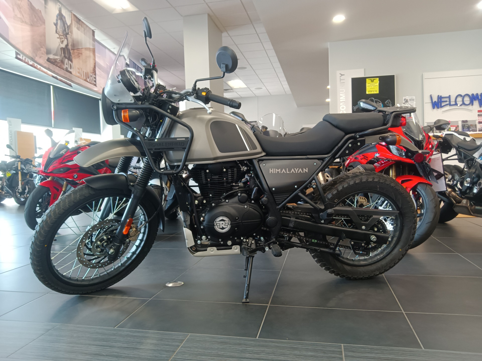 2023 Royal Enfield Himalayan in De Pere, Wisconsin - Photo 2