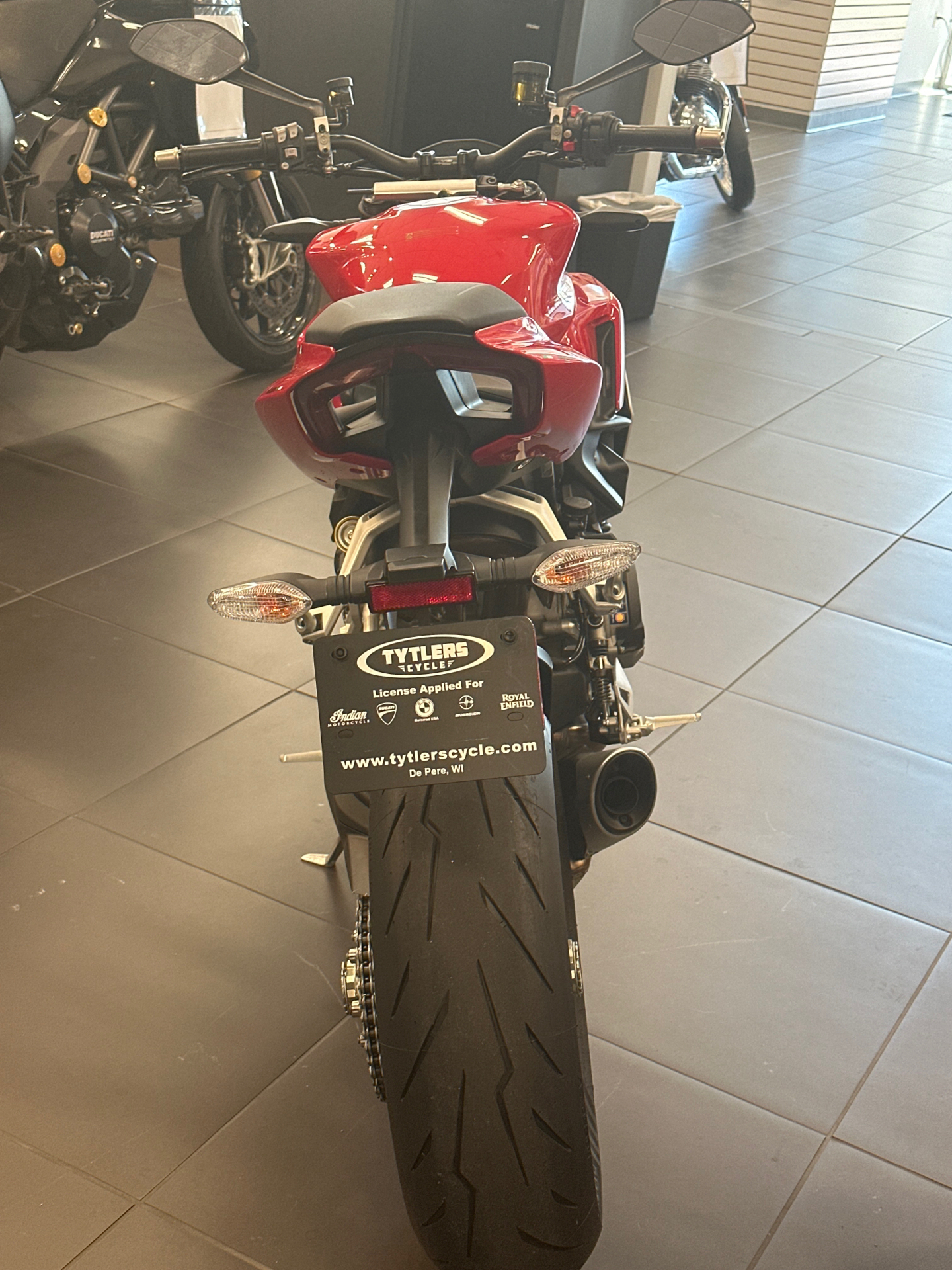 2023 Ducati Streetfighter V2 in De Pere, Wisconsin - Photo 4