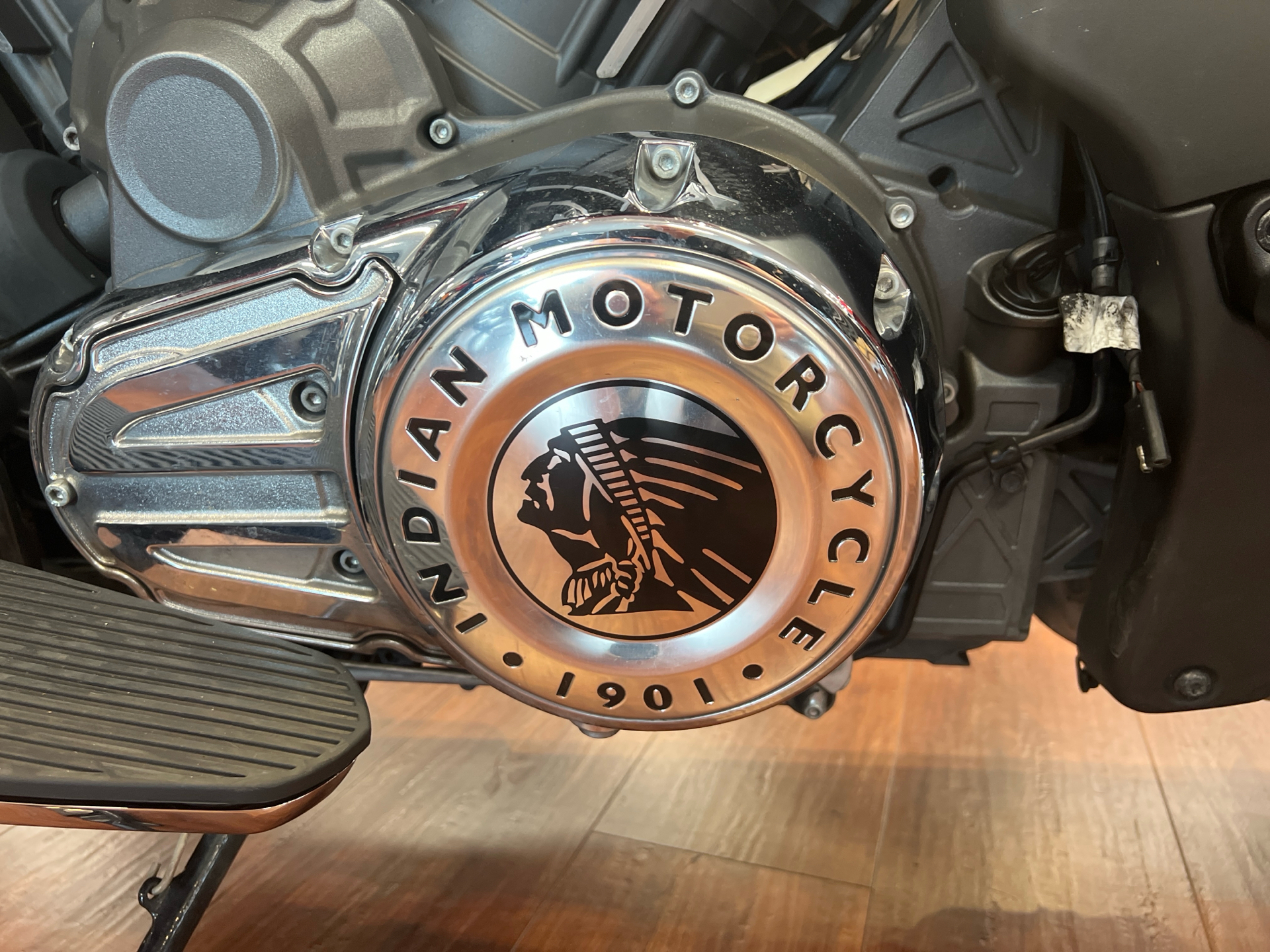 2020 Indian Motorcycle Challenger® Limited in De Pere, Wisconsin - Photo 5