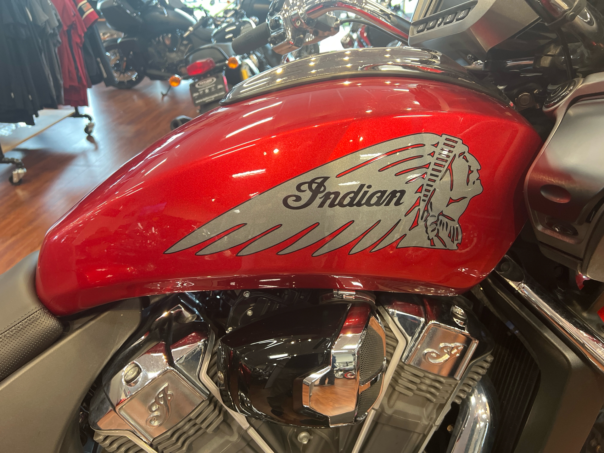 2020 Indian Motorcycle Challenger® Limited in De Pere, Wisconsin - Photo 7