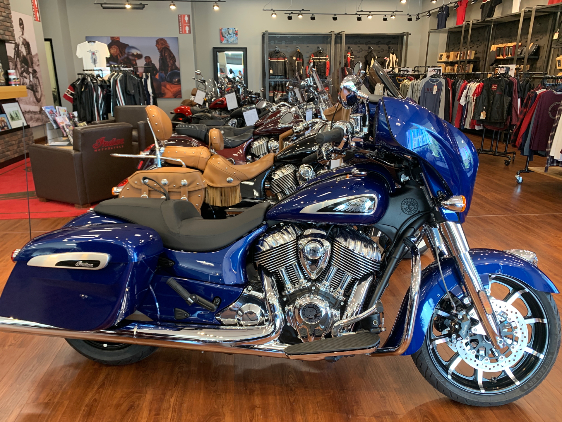 2022 Indian Chieftain® Limited in De Pere, Wisconsin - Photo 1