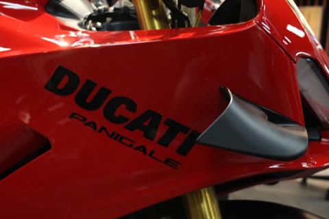 2024 Ducati Panigale V4 S in West Allis, Wisconsin - Photo 2