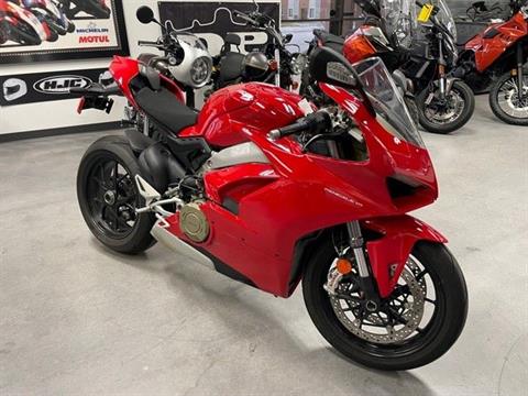 2018 Ducati Panigale V4 in West Allis, Wisconsin - Photo 2