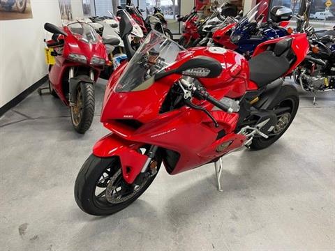 2018 Ducati Panigale V4 in West Allis, Wisconsin - Photo 4