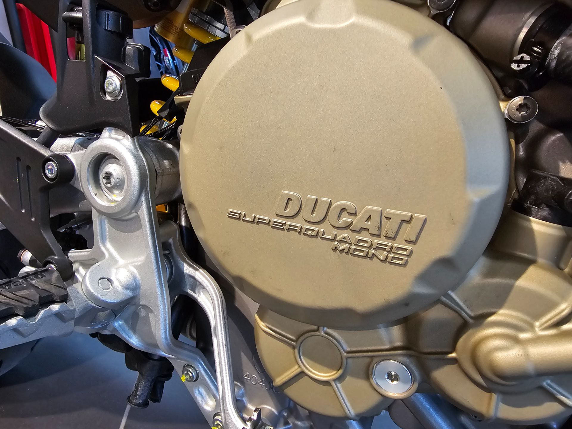 2025 Ducati Hypermotard 698 Mono RVE in West Allis, Wisconsin - Photo 2