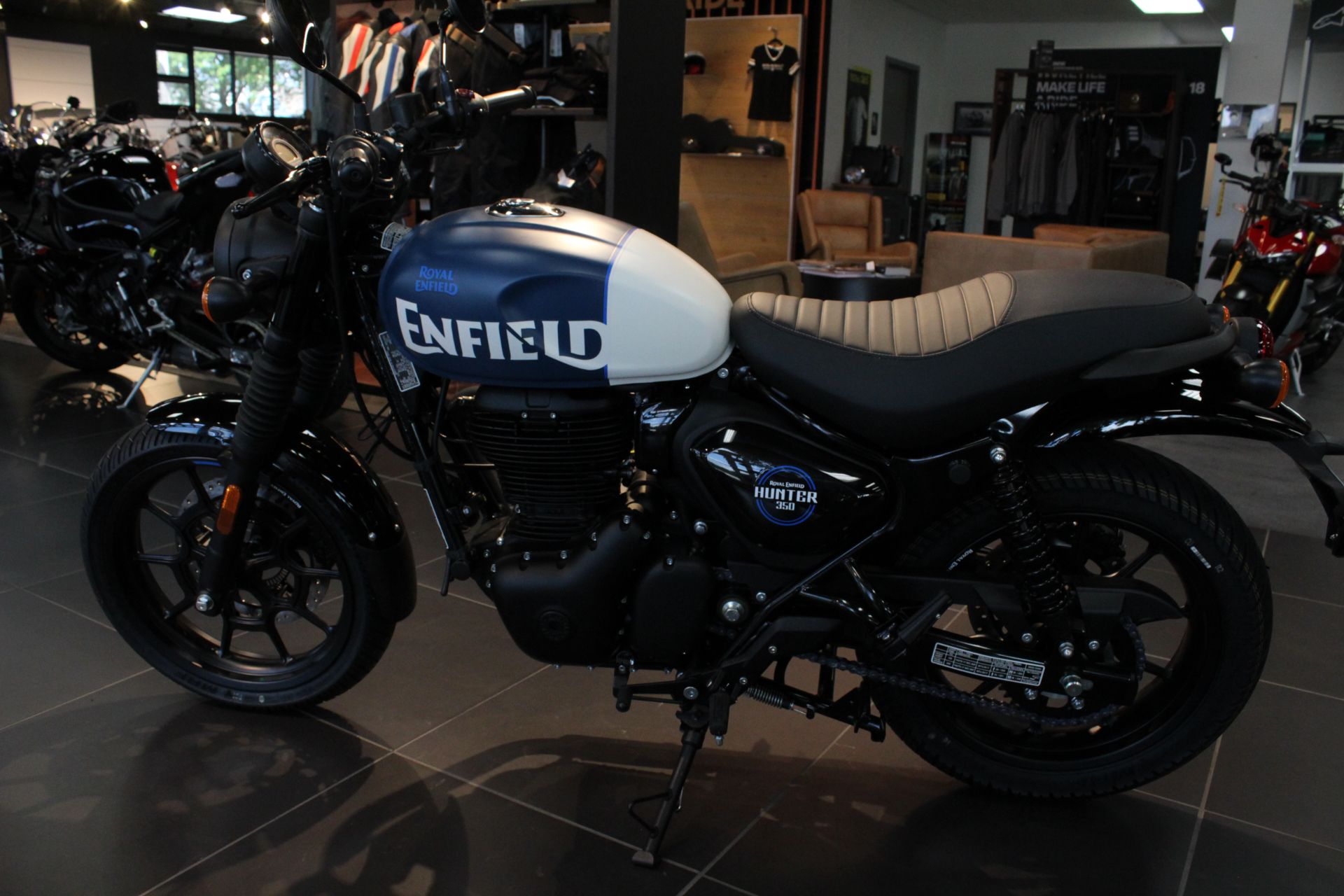 2023 Royal Enfield Hunter 350 in West Allis, Wisconsin - Photo 12