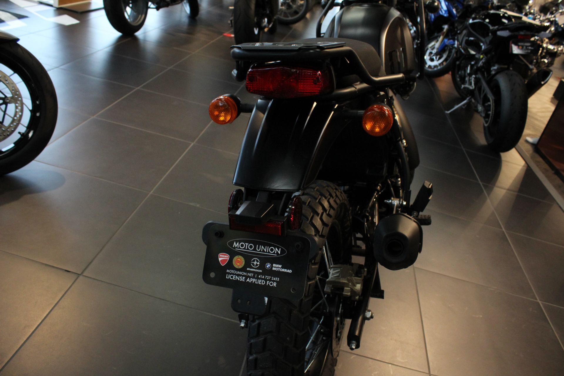 2023 Royal Enfield Himalayan in West Allis, Wisconsin - Photo 7