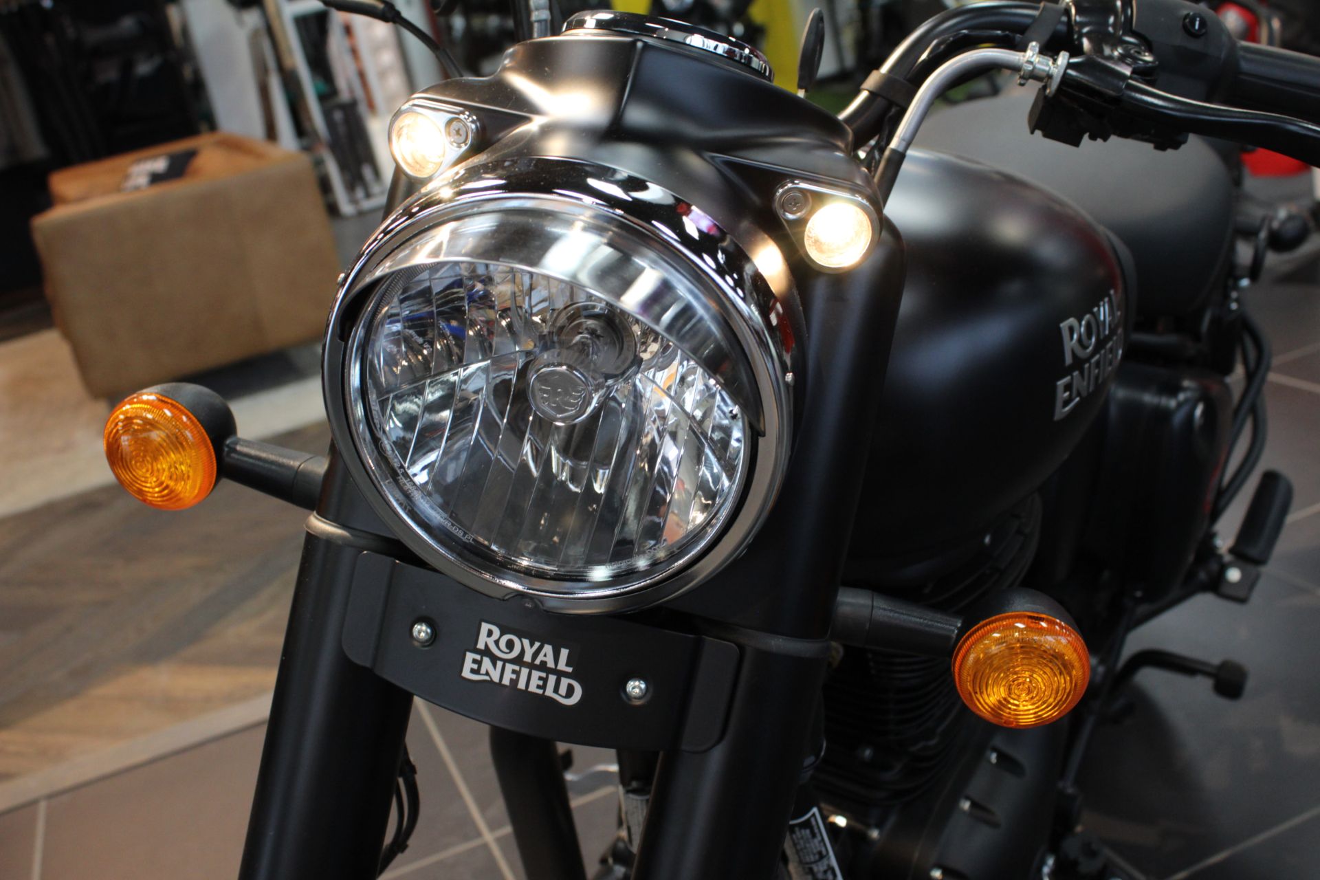 2022 Royal Enfield Classic 350 in West Allis, Wisconsin - Photo 15
