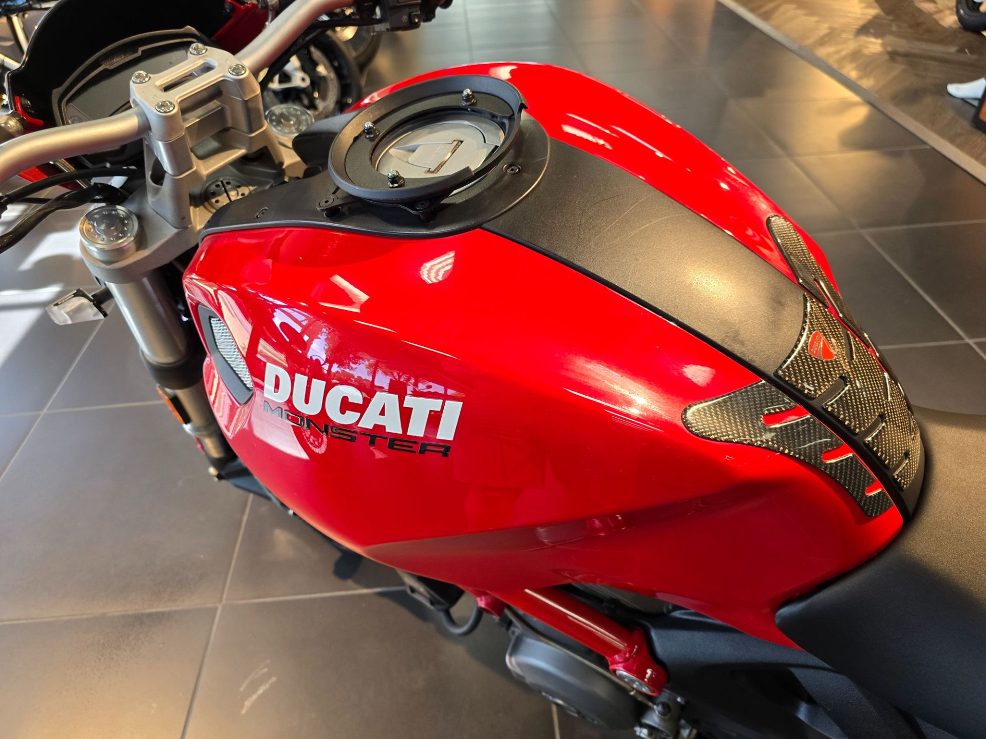 2012 Ducati Monster 696 in West Allis, Wisconsin - Photo 10