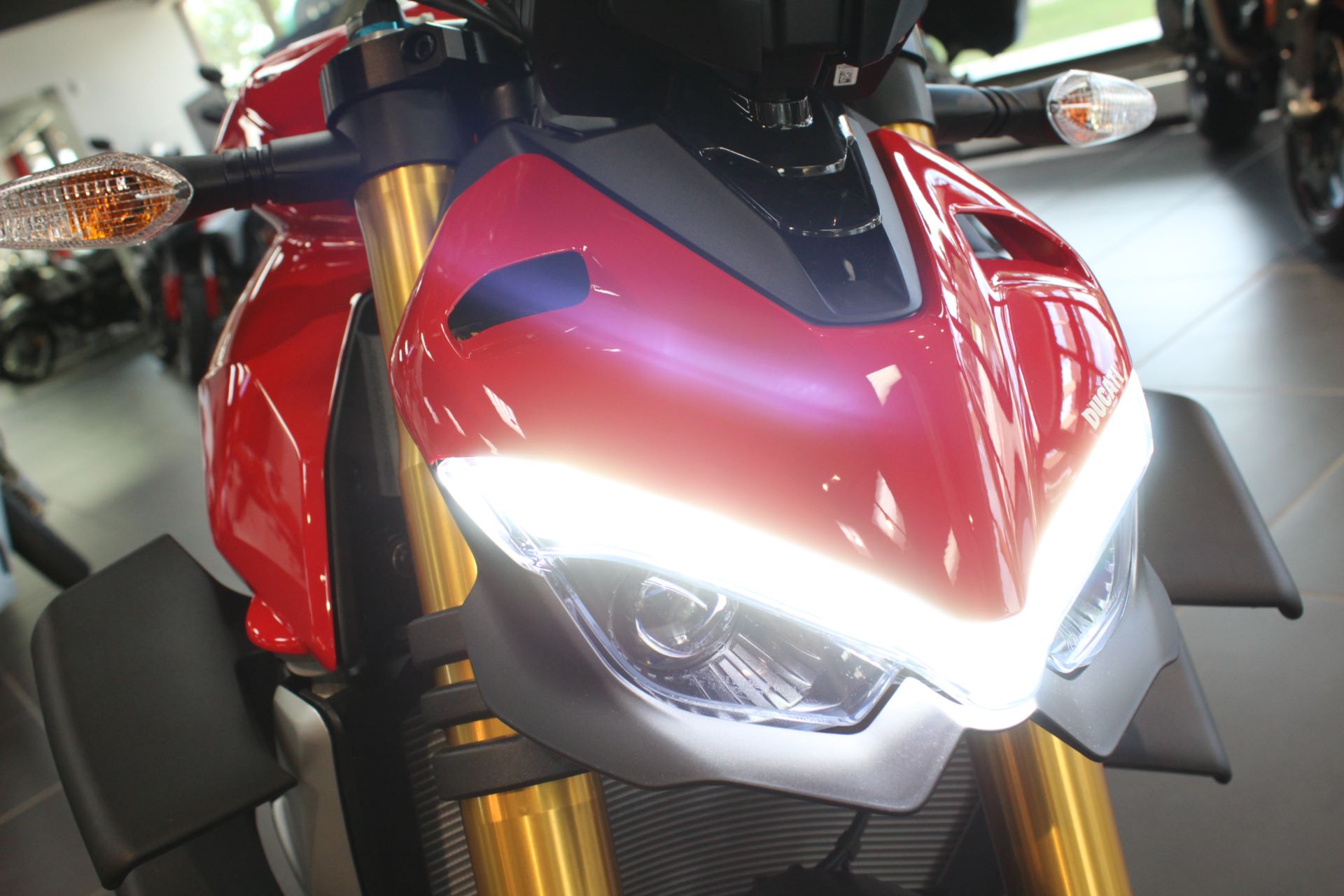 Personalised Petrol ENGRAVED lighter  MOTORBIKES RED 
