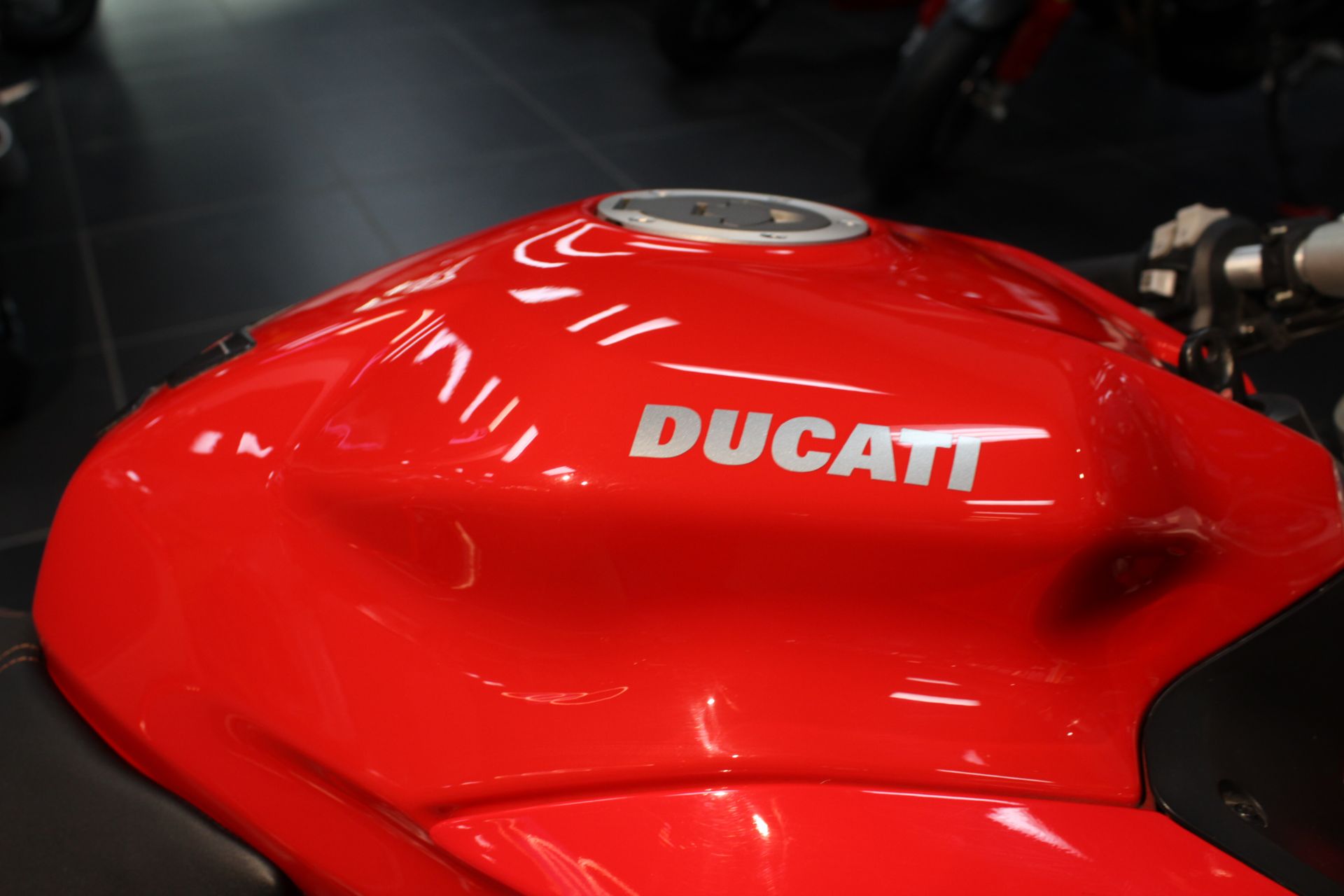 2017 Ducati SuperSport S in West Allis, Wisconsin - Photo 7