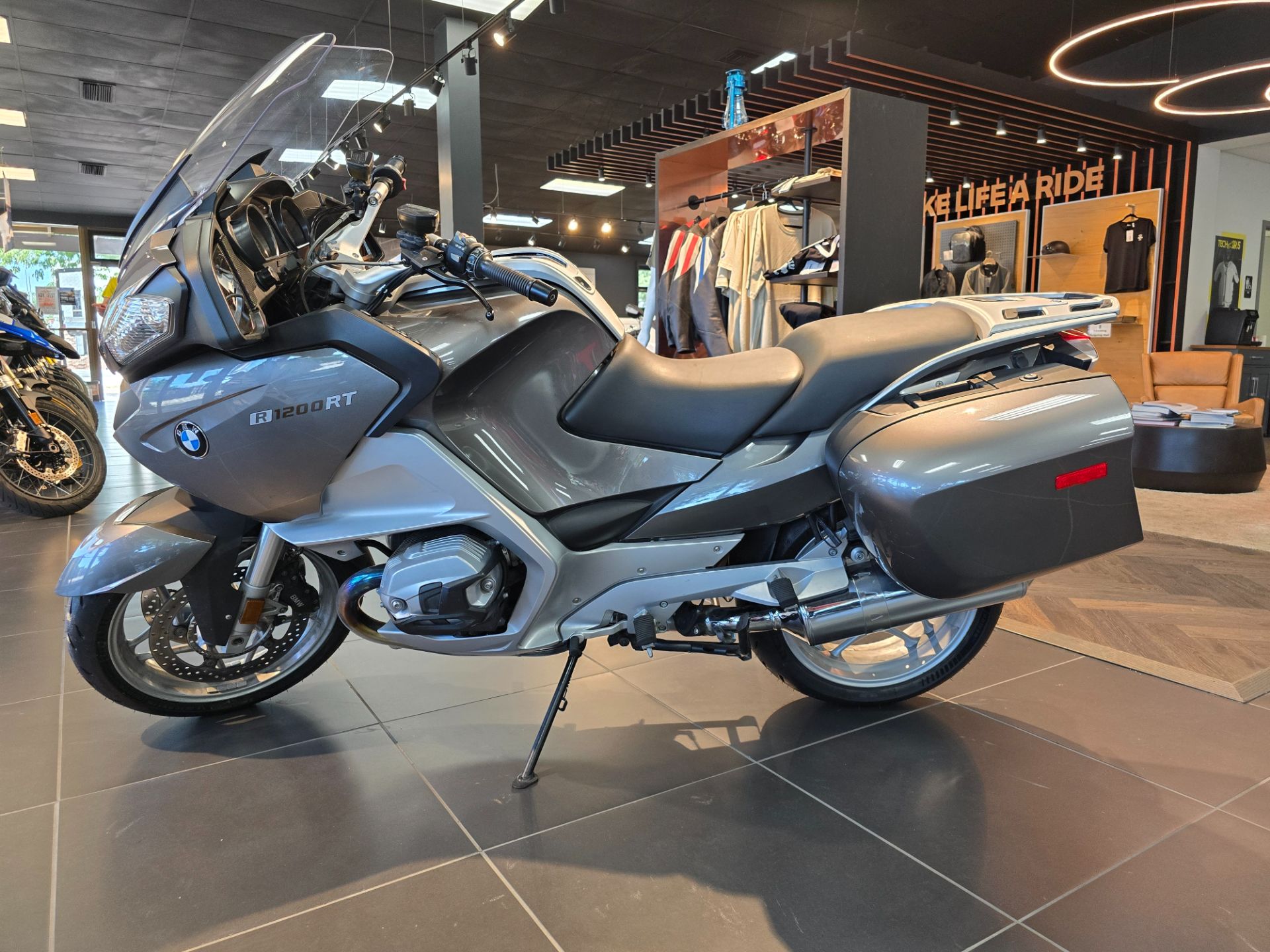 2013 BMW R 1200 RT in West Allis, Wisconsin - Photo 9