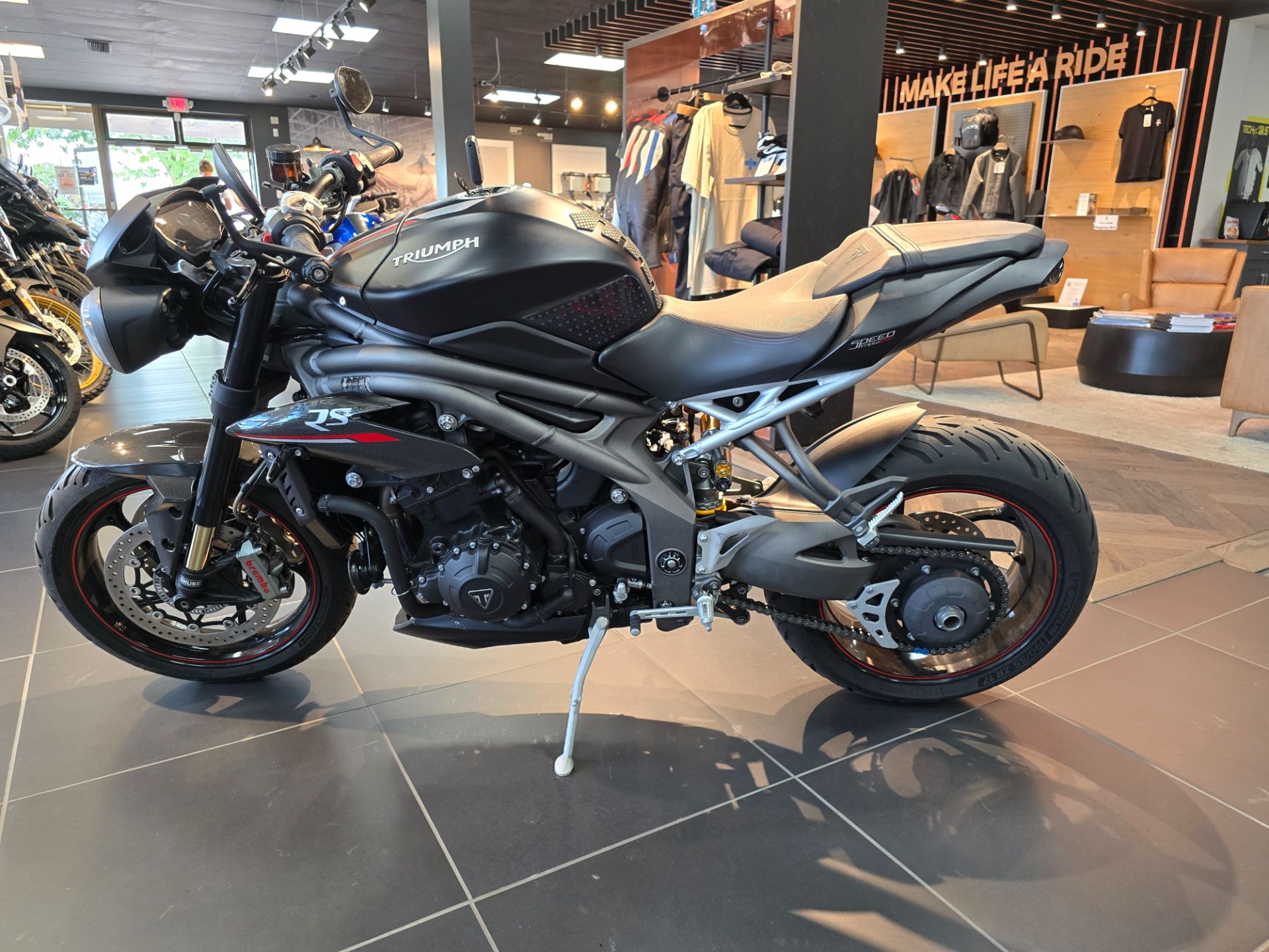 2019 Triumph Speed Triple RS in West Allis, Wisconsin - Photo 17