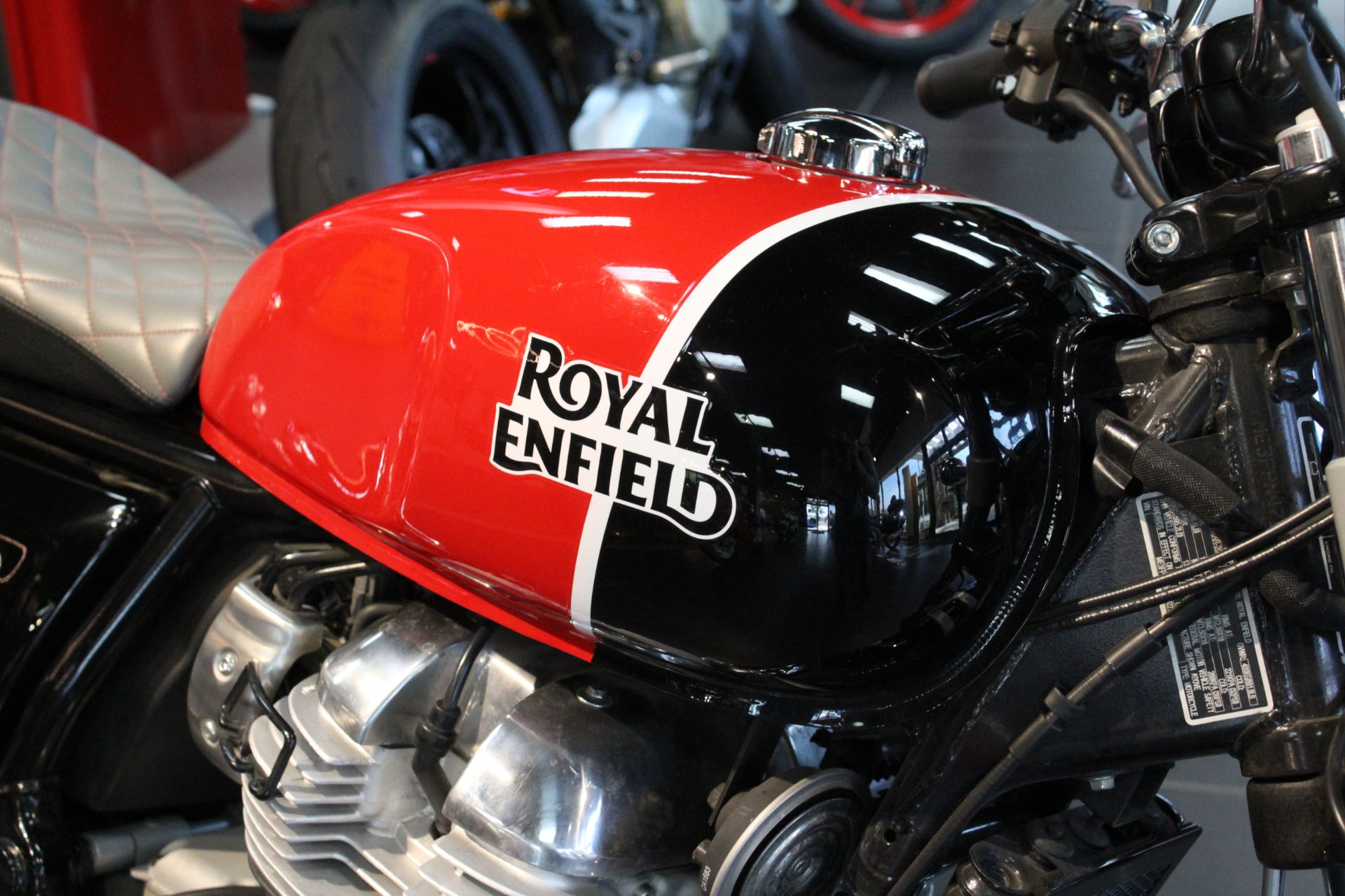 2019 Royal Enfield INT650 in West Allis, Wisconsin - Photo 3