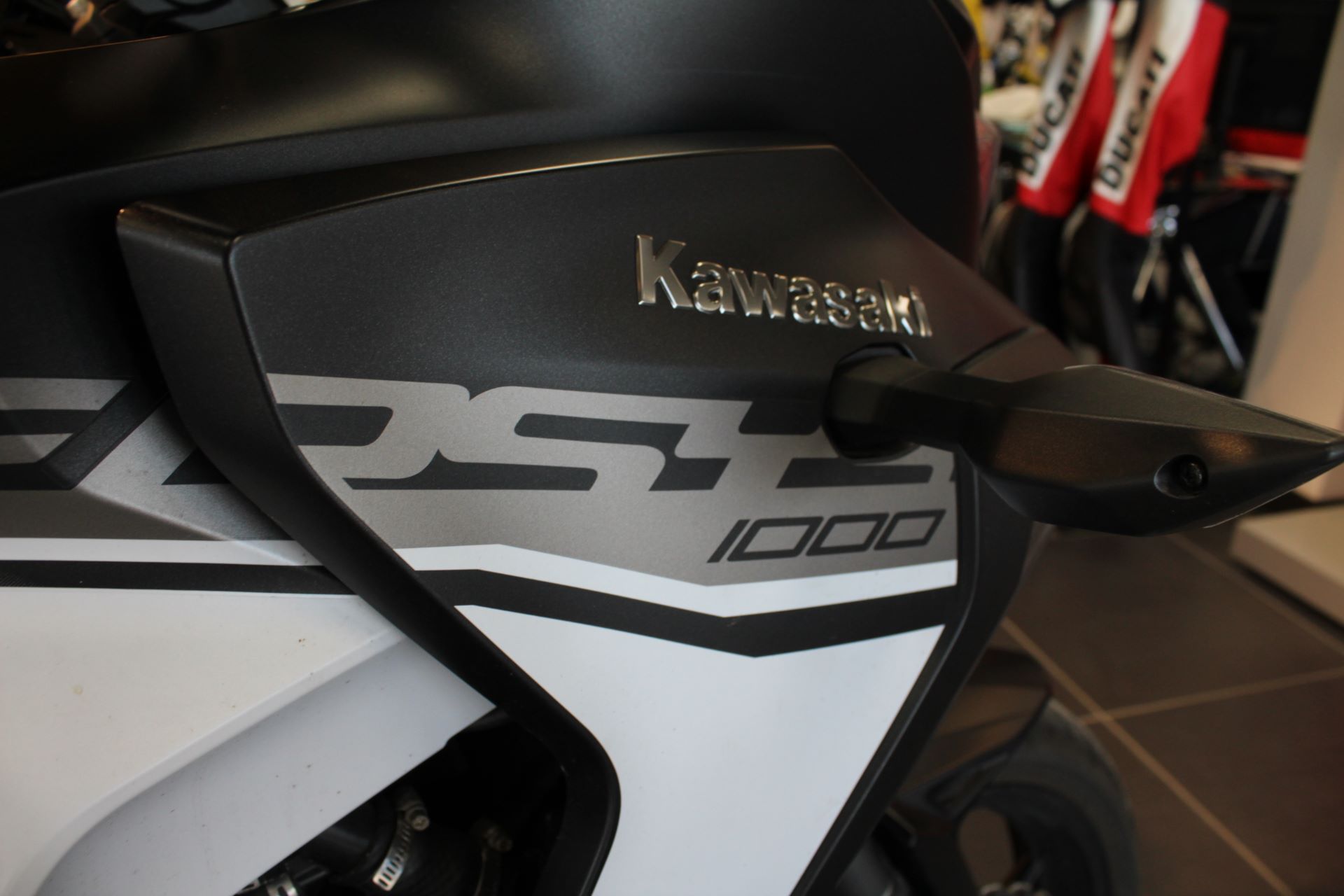 2019 Kawasaki Versys 1000 SE LT+ in West Allis, Wisconsin - Photo 4