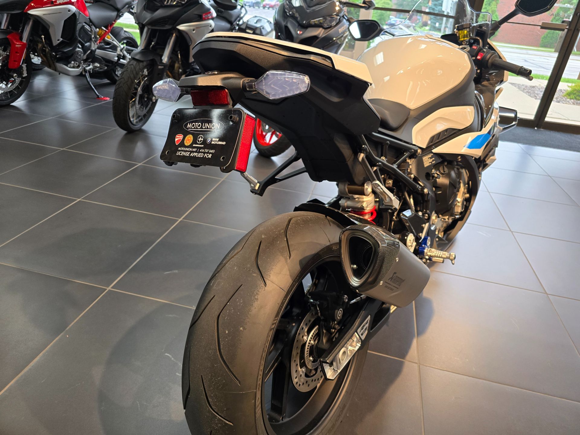 2024 BMW S 1000 RR in West Allis, Wisconsin - Photo 6