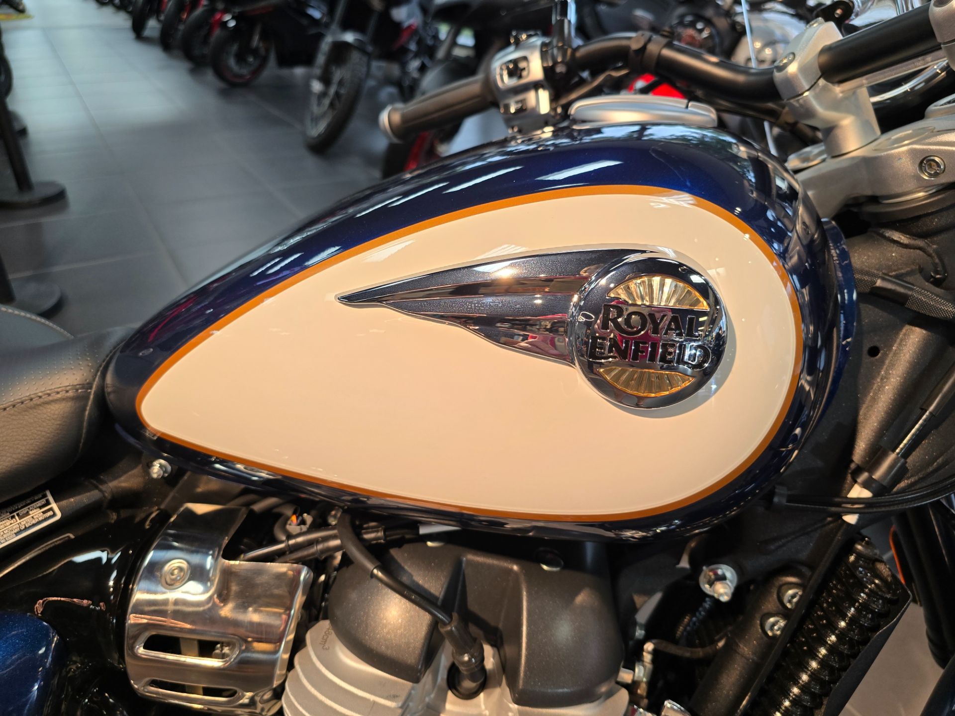 2024 Royal Enfield Super Meteor 650 in West Allis, Wisconsin - Photo 4