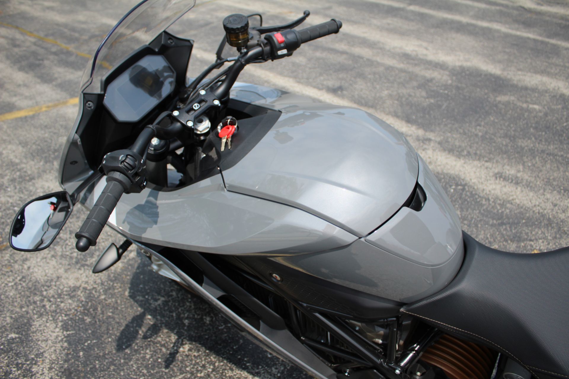 2020 Zero Motorcycles SR/S NA ZF14.4 Premium in West Allis, Wisconsin - Photo 11