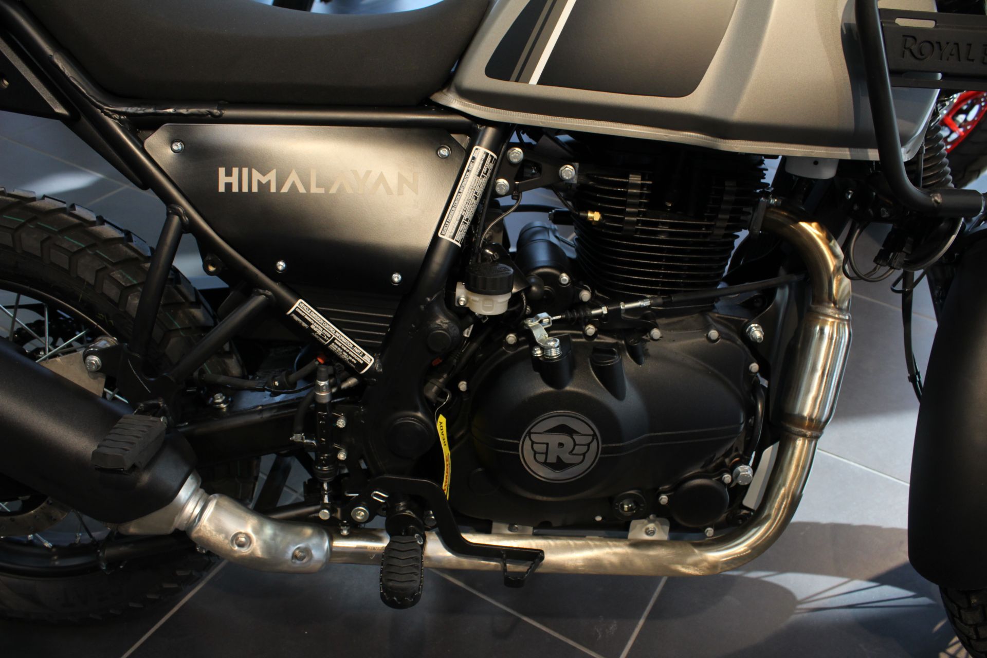 2023 Royal Enfield Himalayan in West Allis, Wisconsin - Photo 5
