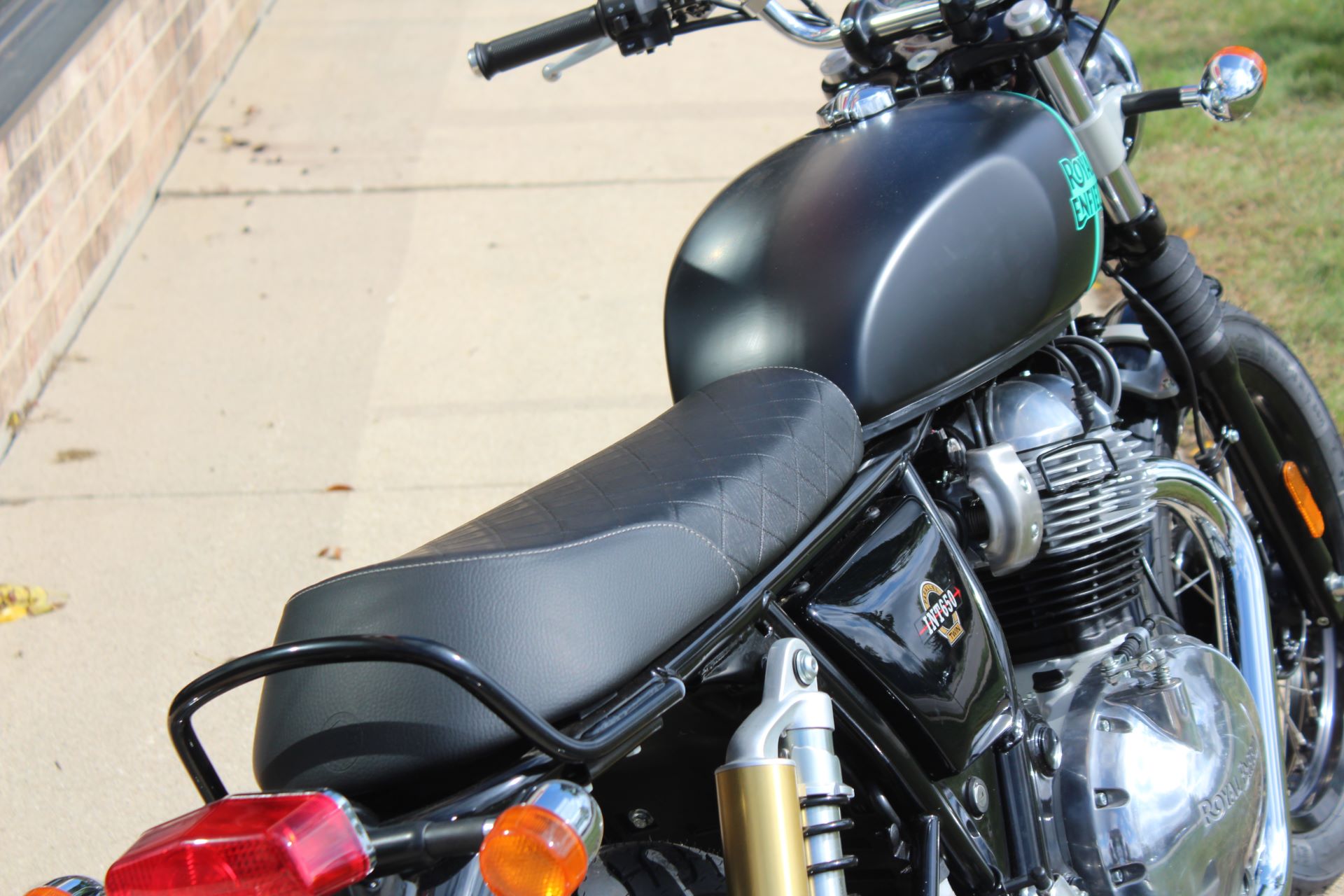2022 Royal Enfield INT650 in West Allis, Wisconsin - Photo 7