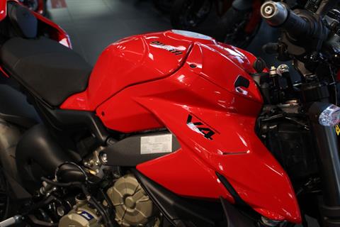 2024 Ducati Streetfighter V4 in West Allis, Wisconsin - Photo 3
