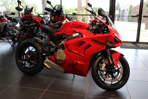 2023 Ducati Panigale V4 in West Allis, Wisconsin - Photo 1
