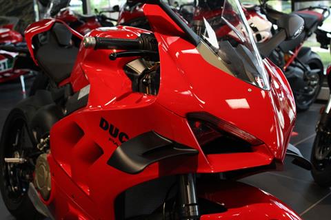 2023 Ducati Panigale V4 in West Allis, Wisconsin - Photo 4