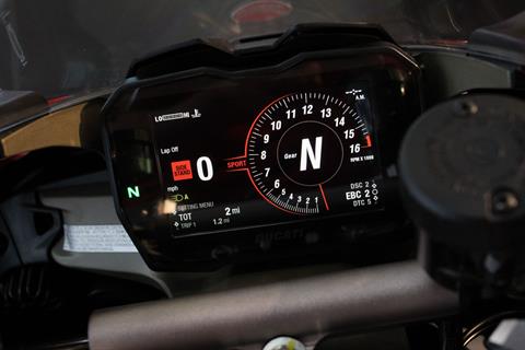 2023 Ducati Panigale V4 in West Allis, Wisconsin - Photo 15
