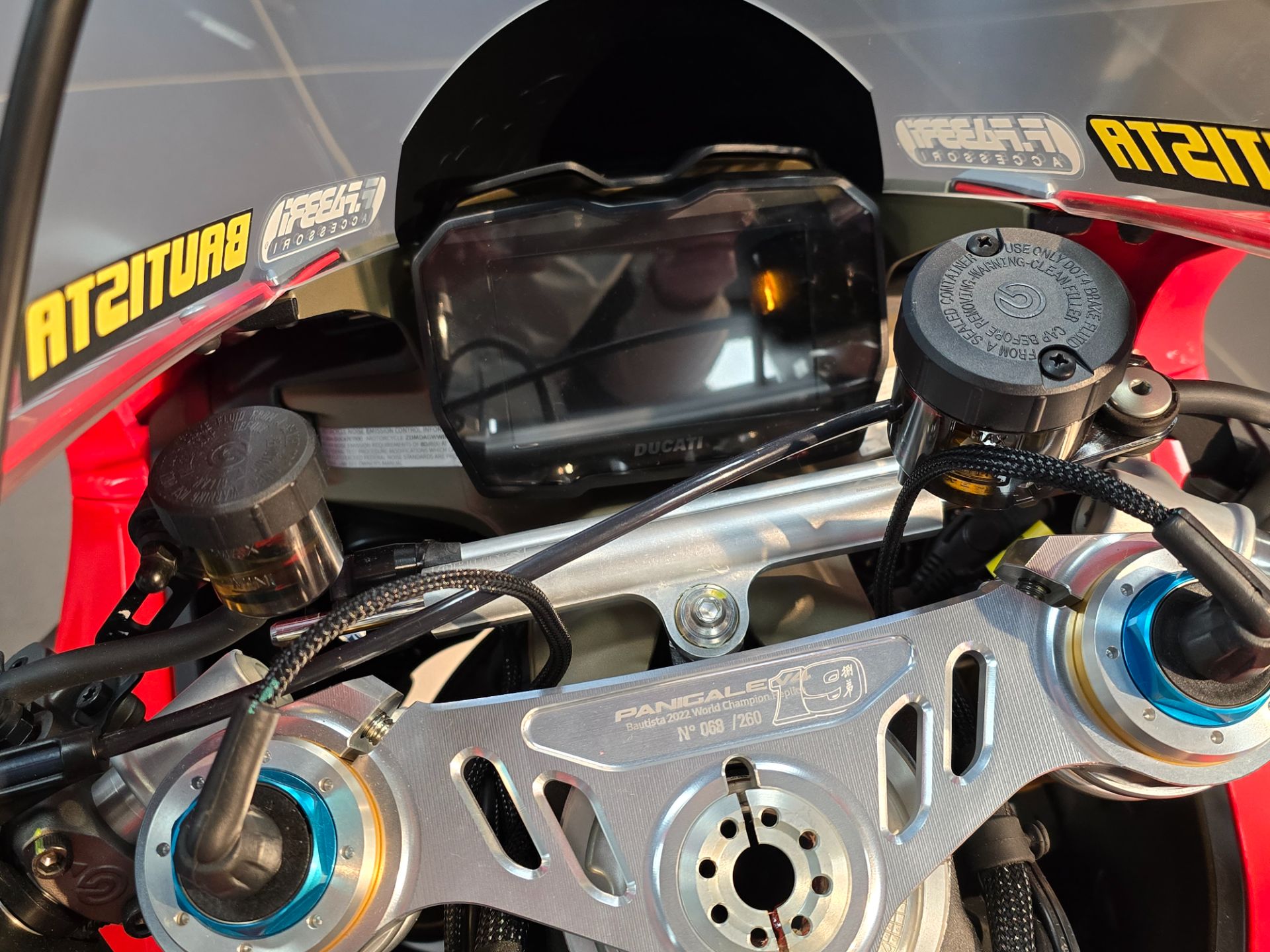 2024 Ducati Panigale V4 World Champion SBK Replica in West Allis, Wisconsin - Photo 9
