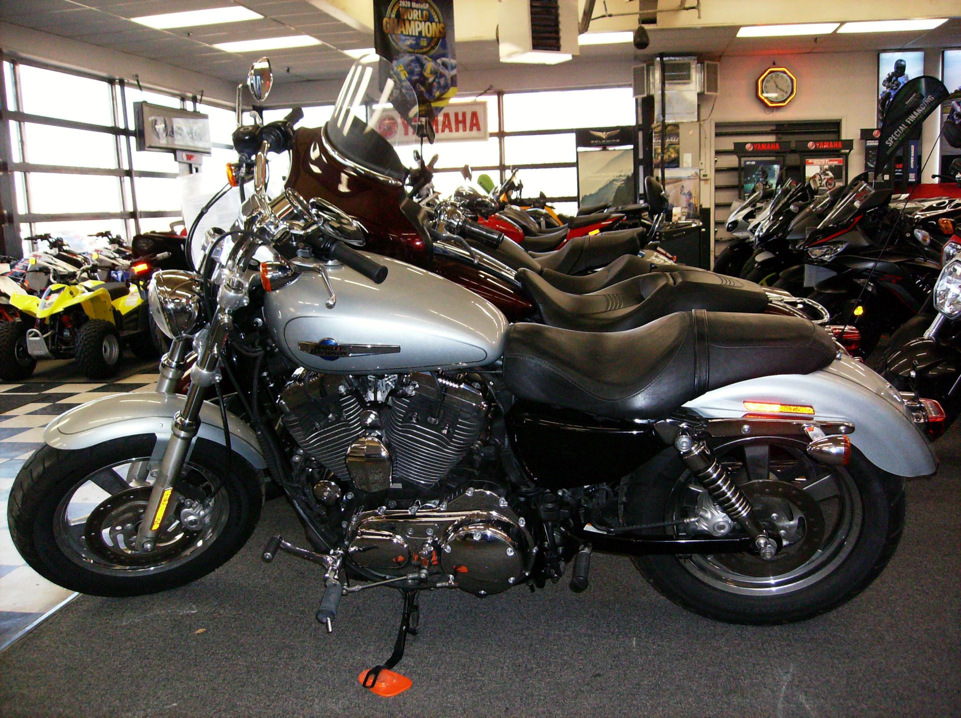 2012 Harley-Davidson Sportster® 1200 Custom in Laurel, Maryland - Photo 2