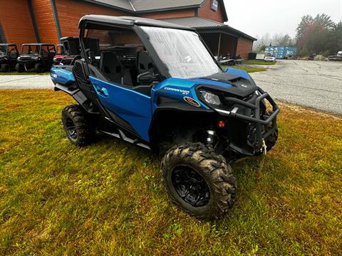 2022 Can-Am Commander XT 700 in Groveton, New Hampshire - Photo 4