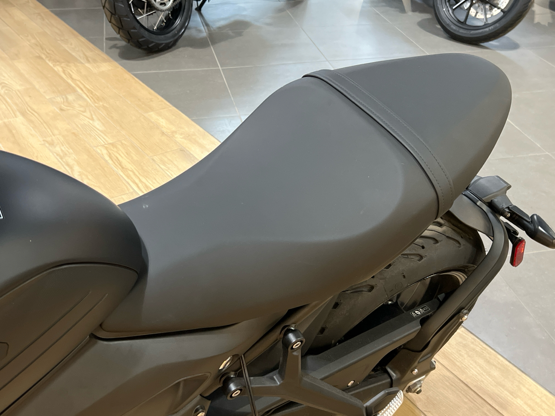 2023 Triumph Trident 660 in Enfield, Connecticut - Photo 8