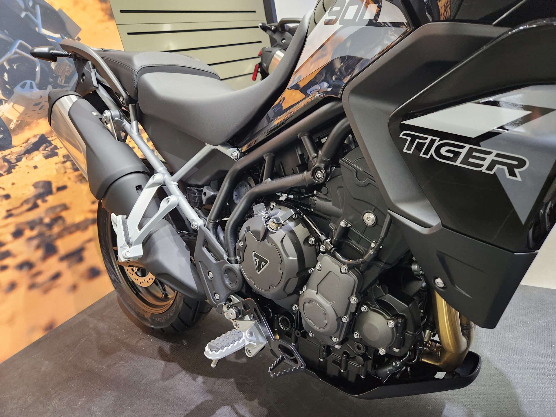 2023 Triumph Tiger 900 GT Low in Enfield, Connecticut - Photo 9