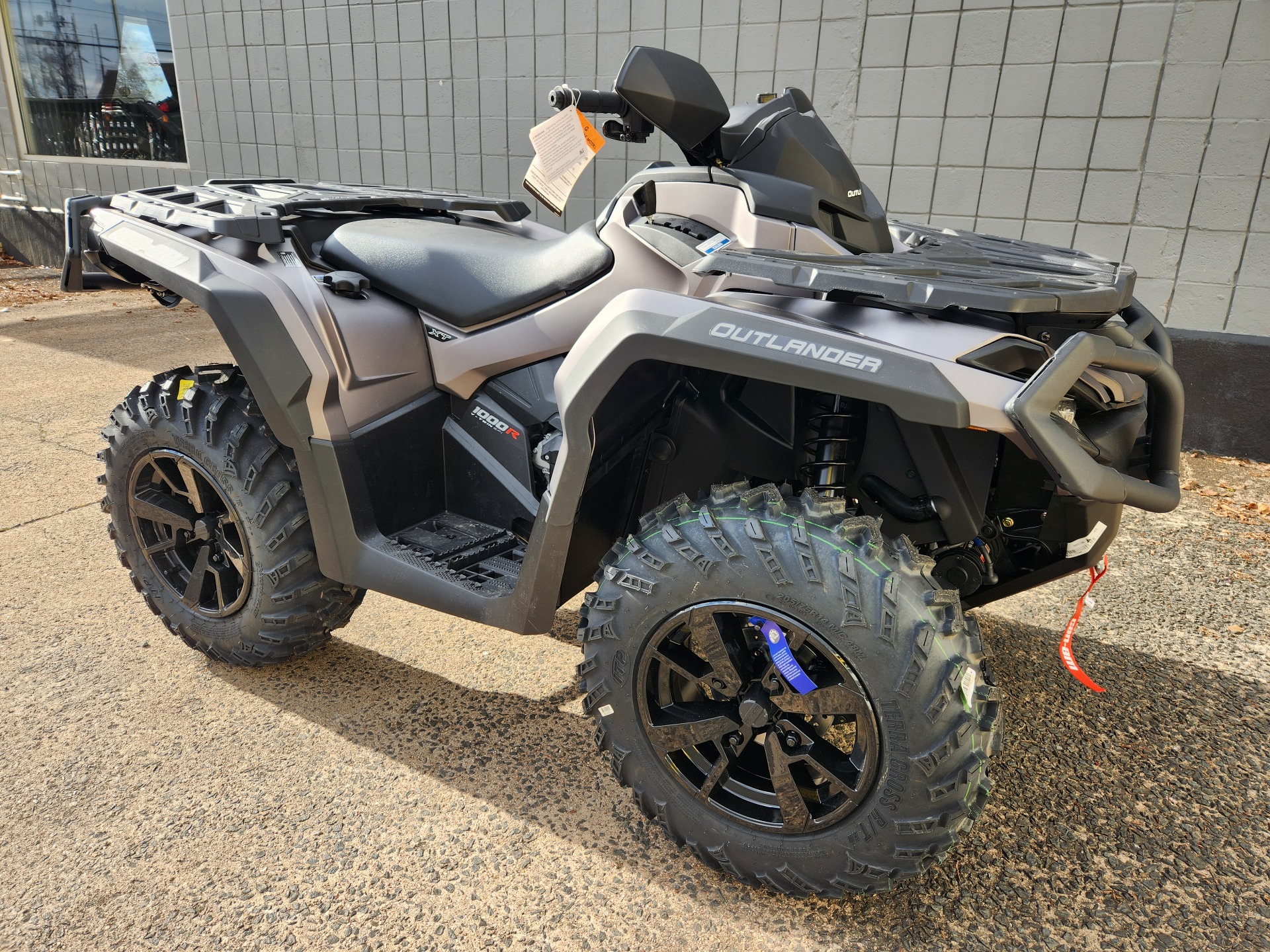 2023 Can-Am Outlander XT 1000R in Enfield, Connecticut - Photo 1