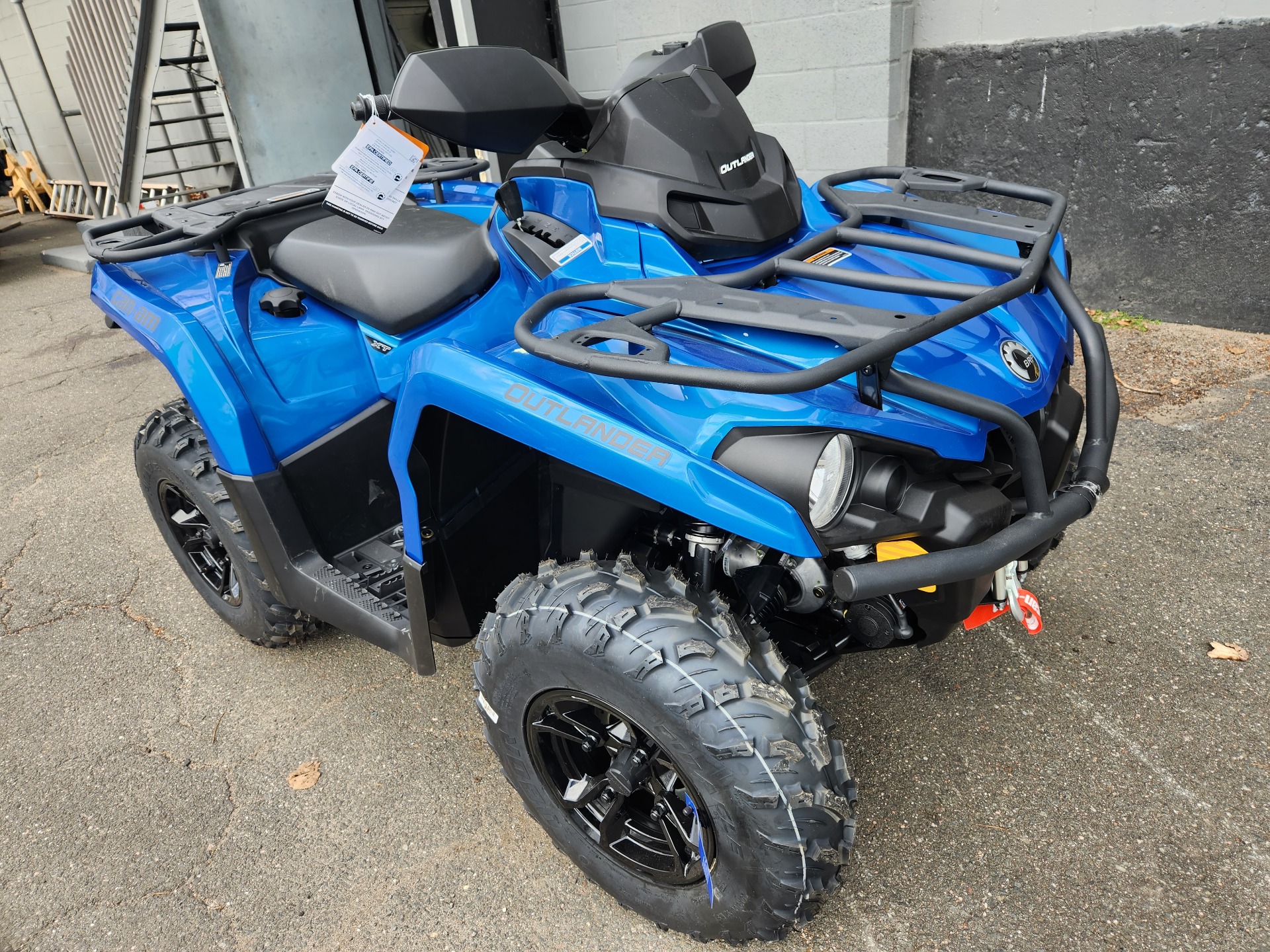 2023 Can-Am Outlander XT 570 in Enfield, Connecticut - Photo 2